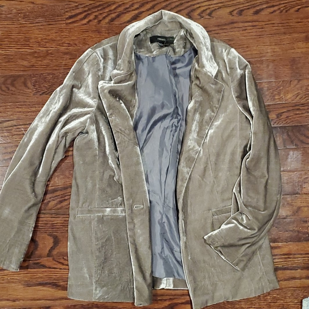 Forever 21 beige soft velvet like blazer, size S